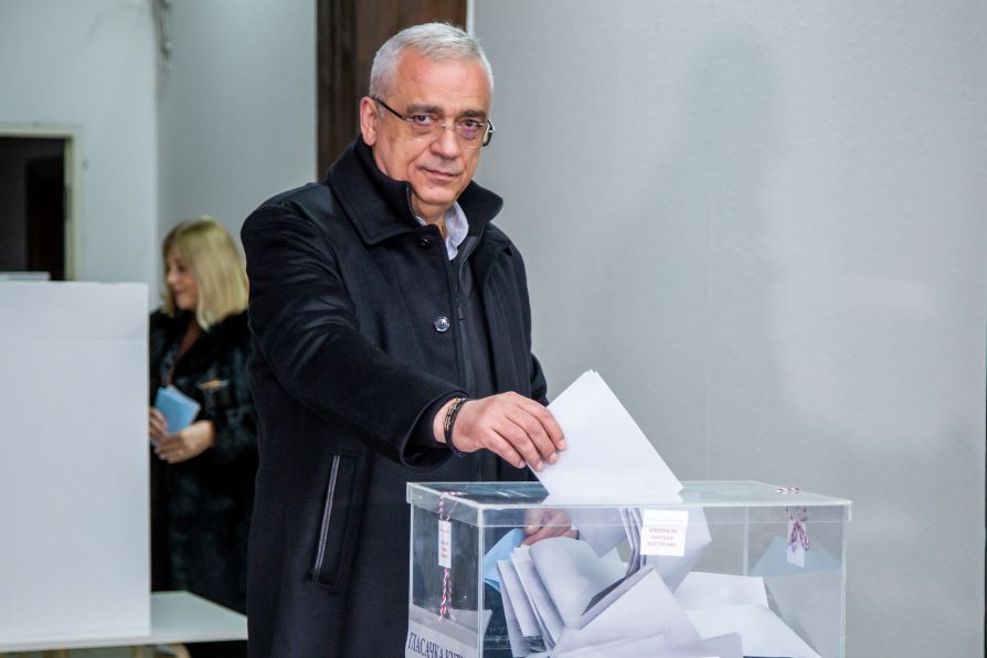 Gradonačelnik Stevan Bakić glasao je u MZ „Dudova šuma“
