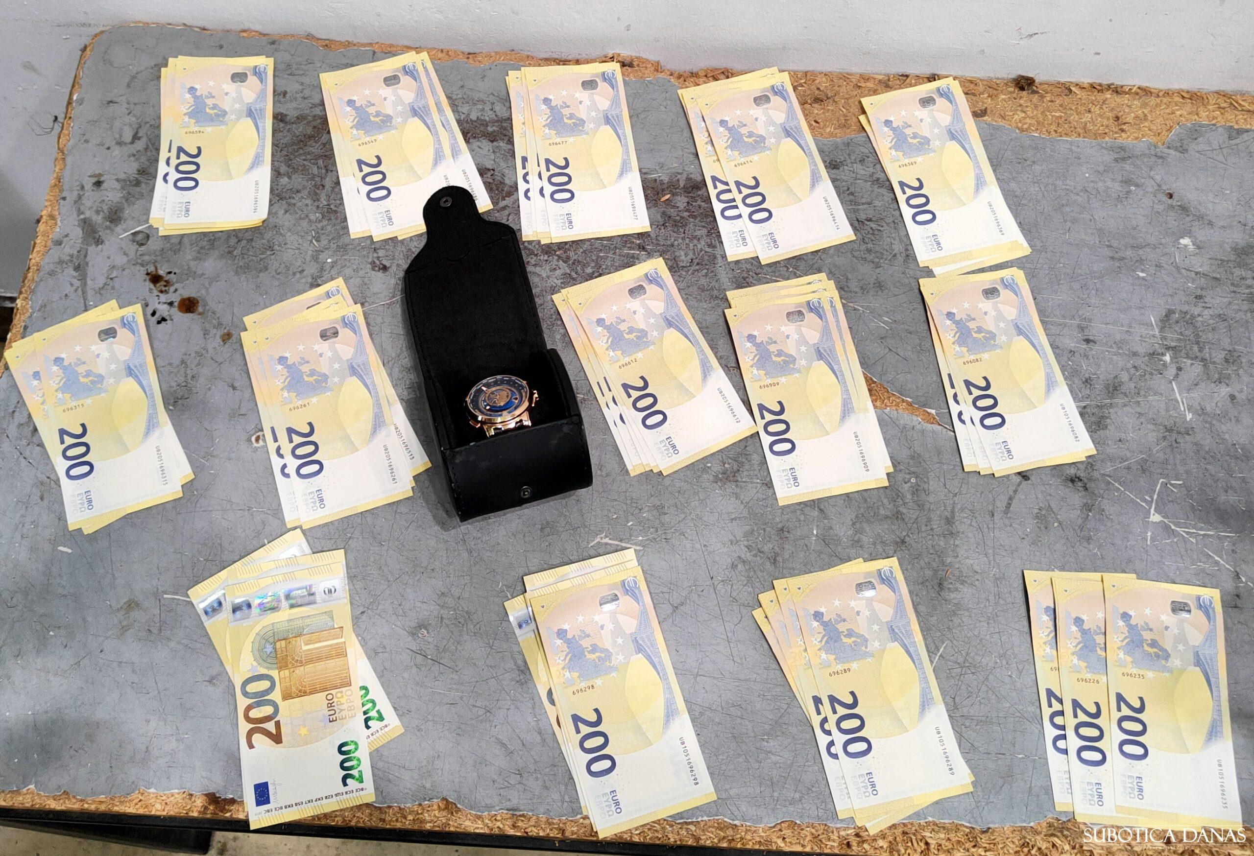 Carinici pronašli evre, bugarske leve i skupoceni sat vredan 60.000 dolara