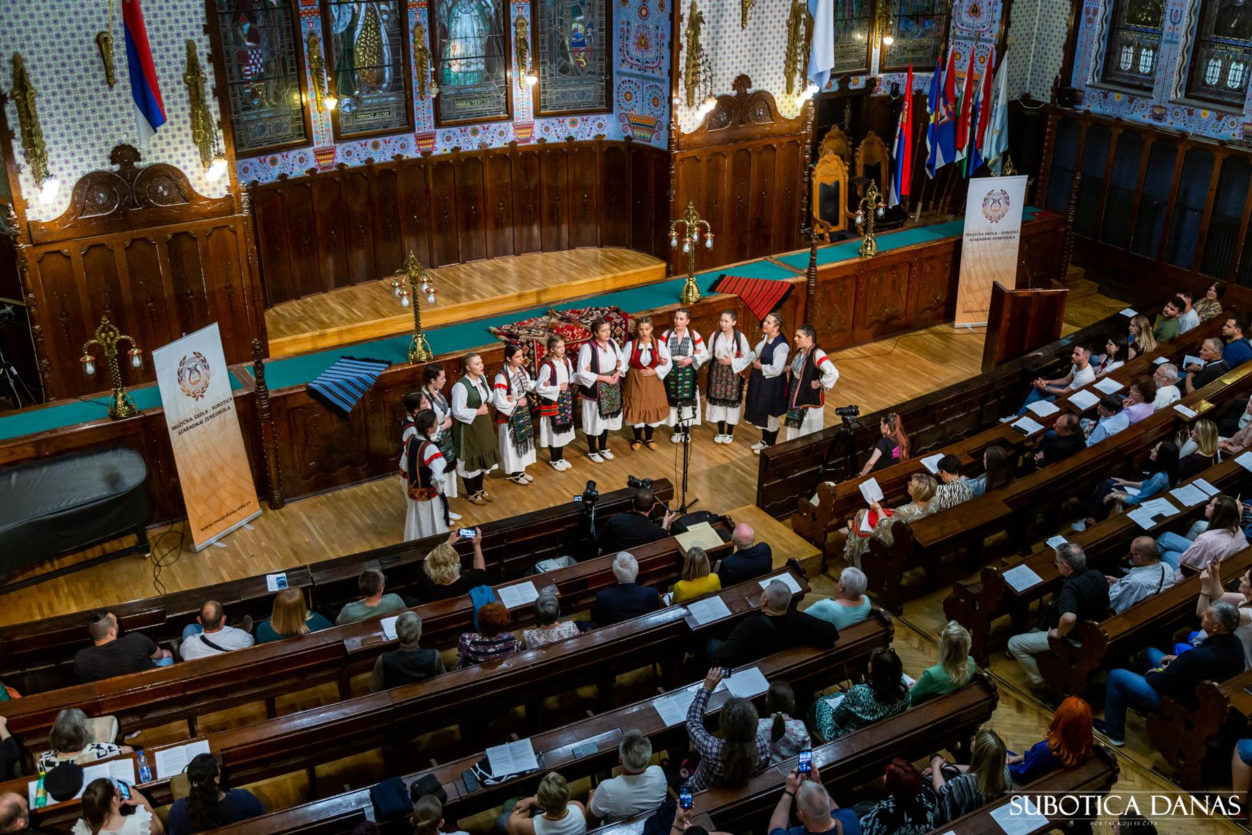 Muzička škola vredno radi na očuvanju tradicionalnog pevanja