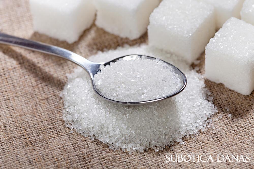 Za kilogramskim pakovanjem šećera potražnja i dalje velika, od danas nova ograničena cena