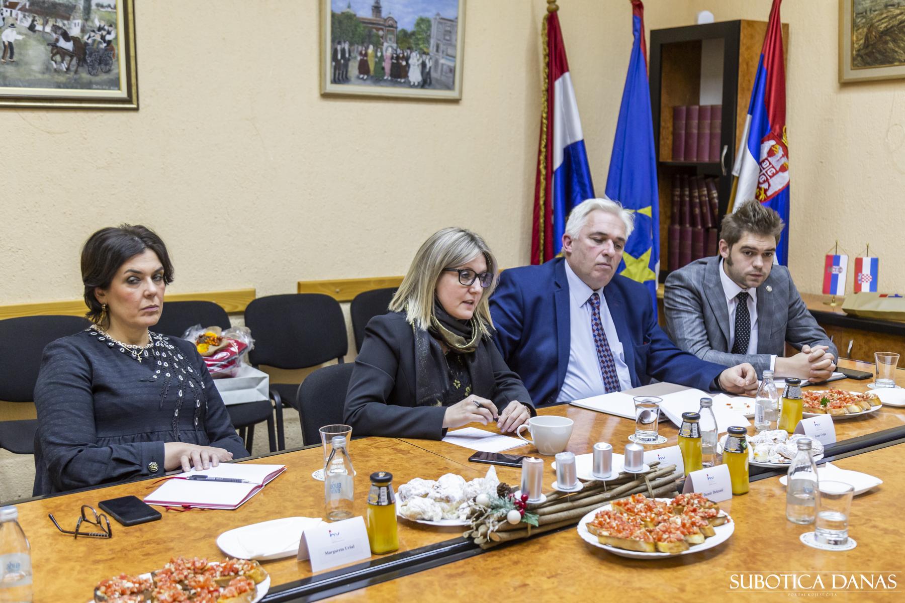 Župan Damir Dekanić posetio Hrvatsko nacionalno vijeće