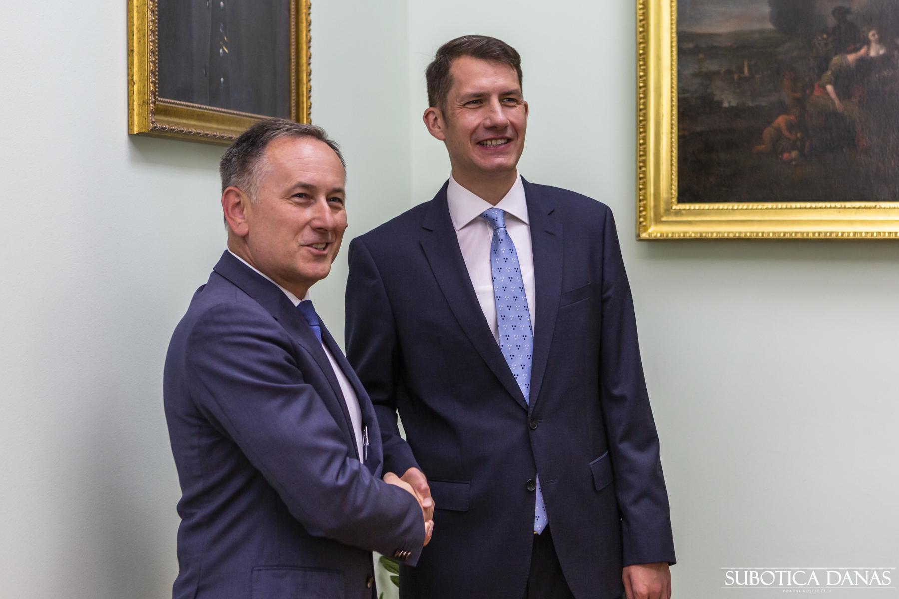 Pastor i Mađar: Odnose Srbije i Mađarske potrebno je još više jačati