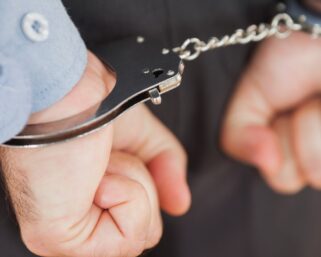 Uhapšen zbog pokušaja pljačke i potezanja noža na šesnaestogodišnjaka